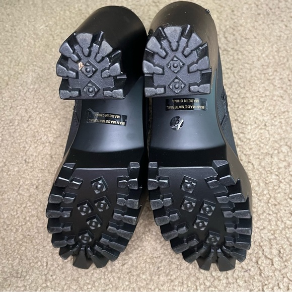 Refresh Black Ankle Booties Zip Up Closure Size 6 - Picture 5 of 11